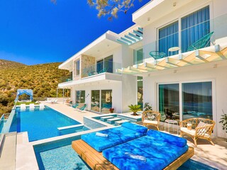 Villa Kalkan Outdoor Recording 1