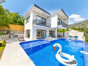 Villa Esi