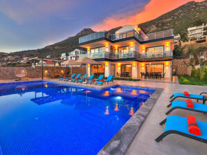 Villa Jul