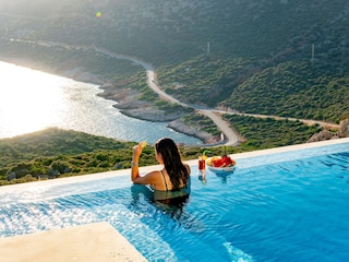 Villa Kas Outdoor Recording 2