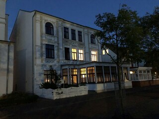 Apartment Holly illuminated on the upstairs floor