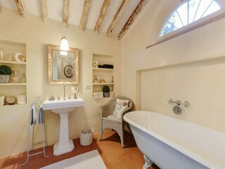 Villa Corsanico-Bargecchia Features 29