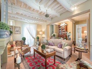 Villa Marlia  12