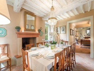 Villa Marlia  48