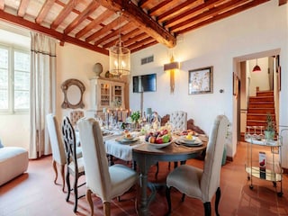 Villa Marlia  9