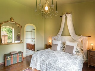 Villa Montecarlo Features 1