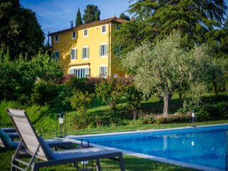 Villa Montecarlo  121