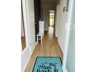 Eingangsbereich mit Flur und Garderobe