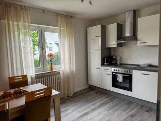 Küche mit Sitzbereich