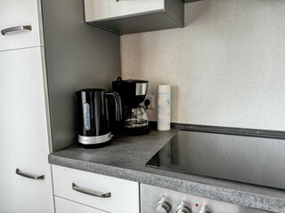 Wasserkocher und Kaffeemaschine
