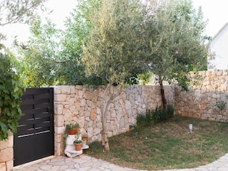 Apartment Lovinac Außenaufnahme 9