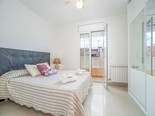 House boat Empuriabrava Features 5