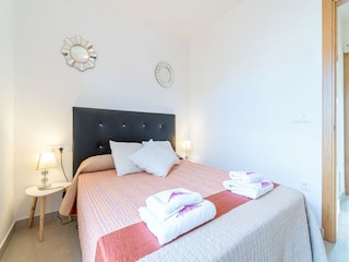 House boat Empuriabrava Features 16