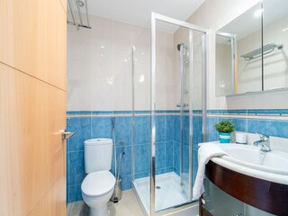 House boat Empuriabrava Features 12