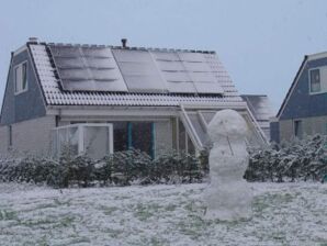 Bungalow près de la plage avec jardin