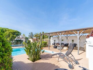 Villa Empuriabrava Buitenaudio-opname 4
