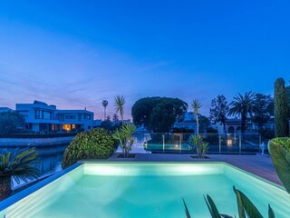 Villa Empuriabrava Buitenaudio-opname 7