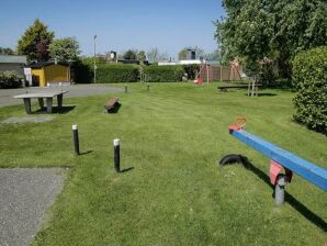 Casa vacanze Herrliche Ferienunterkunft mit viel Privatsphäre, Schelp 14, Sint Maartenszee