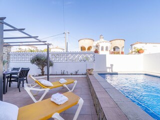 Villa Empuriabrava Buitenaudio-opname 8