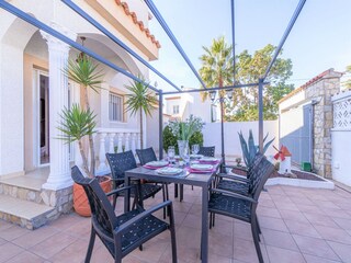 Villa Empuriabrava Buitenaudio-opname 13