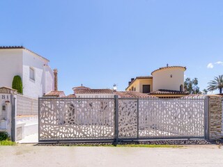 Villa Empuriabrava Buitenaudio-opname 5
