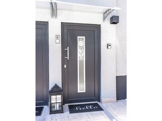 Entrance area, it is the right door