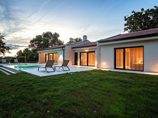 Villa Višnjan Außenaufnahme 4