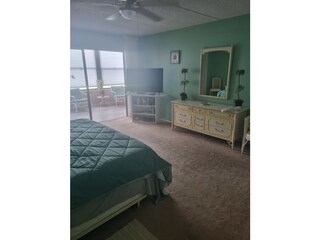 Master-Bedroom