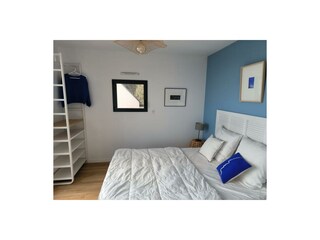 Schlafzimmer 2 mit Blick aufs Meer