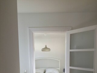Blick ins Schlafzimmer