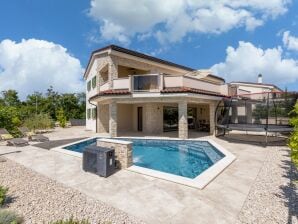 Villa Divina – Küstenvilla mit beheiztem Pool