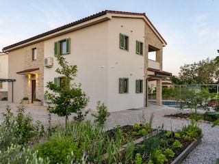 Villa Divina – Küstenvilla mit beheiztem Pool