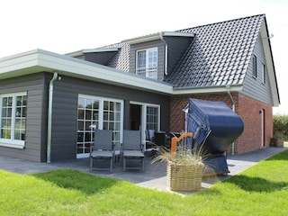 Die Terrasse lädt zum Relaxen ein...