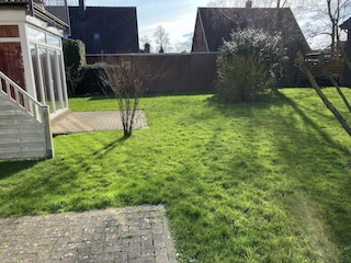 Angrenzender Garten