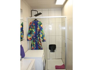 Duschkabine mit Sitz