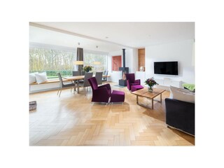 Wohn-/Esszimmer
