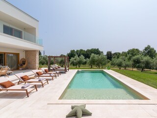 Villa Vrsar Outdoor Recording 6