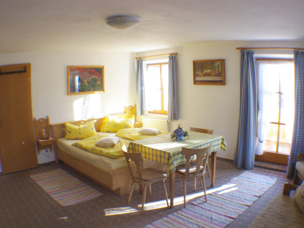 Guestroom Schwangau Features 1