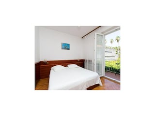 Apartment Suđurađ Ausstattung 4