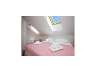Apartment Orasac Features 5