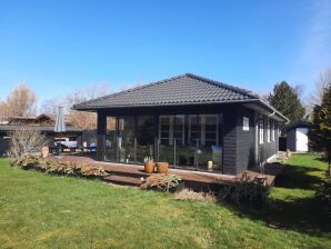 4 Sterne Ferienhaus in - Bjerge Strand - image1