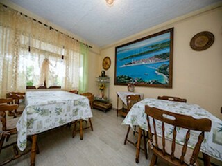 Appartement Kampor Équipement 10