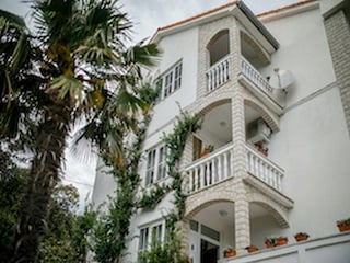 Apartment Kampor Außenaufnahme 10
