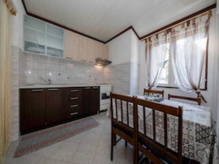 Apartment Kampor Ausstattung 11