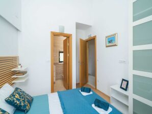 Ferienhaus Holiday Home Majkovi - Three Bedroom Holiday Home with Swimming Pool - Brsecine - image1