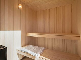Holiday house Brenderup  16