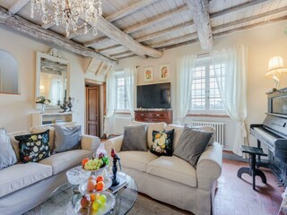 Farmhouse Marlia Features 35