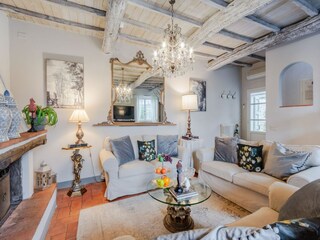 Farmhouse Marlia Features 49