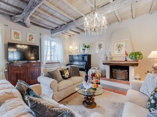 Farmhouse Marlia Features 21