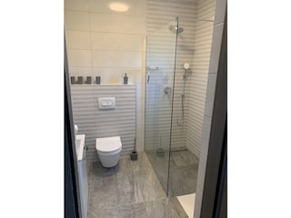 Badezimmer im Obergeschoss